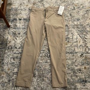 Lulu Lemon Commission Pant Classic. Khaki. 33Wx34L New with Tags